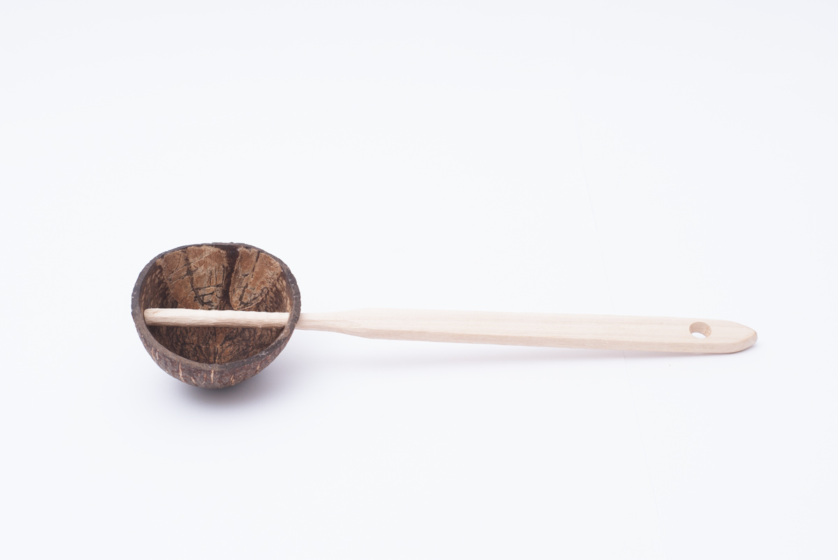 Coconut shell water ladle spontanously handmade by Nasrin, a woman who collaborates with Kalki